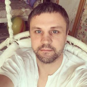 Парни в Бердске: Евгений, 44 - ищет девушку из Бердска