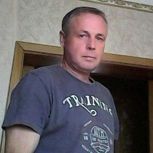 Вадим, 64 года, Волгоград