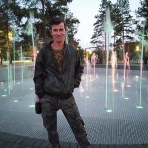 Парни в Владивостоке: Вадим, 49 - ищет девушку из Владивостока