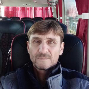 Парни в Казани (Татарстан): Radik, 53 - ищет девушку из Казани (Татарстан)