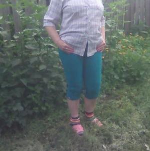Девушки в Новосибирске: Еленочка, 60 - ищет парня из Новосибирска