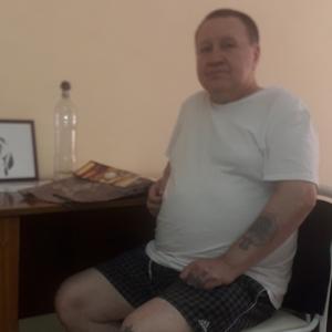 Парни в Череповце: Олег, 59 - ищет девушку из Череповца