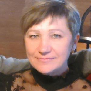 Девушки в Сочи: Светлана, 60 - ищет парня из Сочи