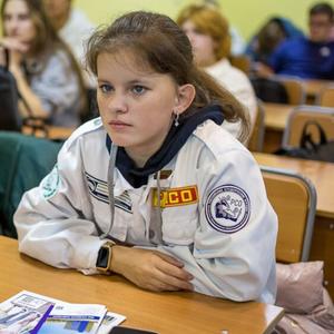 Девушки в Южно-Сахалинске: Alexandra, 19 - ищет парня из Южно-Сахалинска