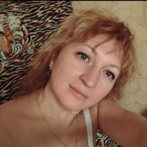 Девушки в Ессентуках: Надежда, 44 - ищет парня из Ессентуков