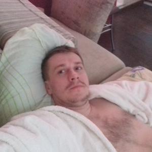 Артем, 36 лет, Саратов