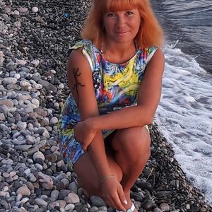 Карина, 49 лет, Саратов