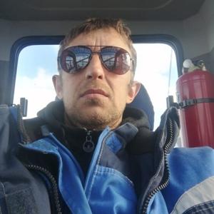Юрий, 40 лет, Южно-Сахалинск