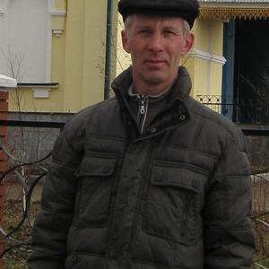 Виктор, 60 лет, Киров