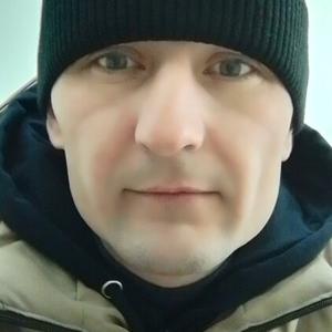 Парни в Элисте: Кирилл Сабликов, 34 - ищет девушку из Элисты