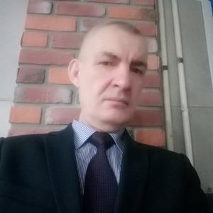 Парни в Кемерово: Юрий, 58 - ищет девушку из Кемерово
