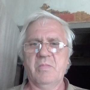 Парни в Челябинске: Геннадий, 62 - ищет девушку из Челябинска