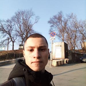 Роман, 20 лет, Владивосток
