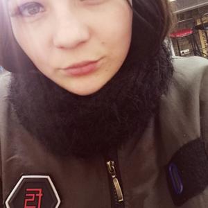 Девушки в Омске: Олеся, 22 - ищет парня из Омска