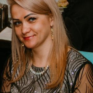 Девушки в Перми: Светлана, 40 - ищет парня из Перми