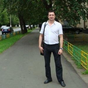 Руслан, 31 год, Нальчик
