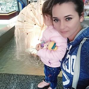 Девушки в Владивостоке: Мила, 33 - ищет парня из Владивостока