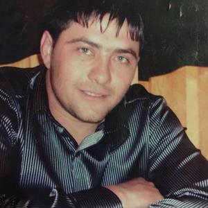 Парни в Новокузнецке: Bashir, 42 - ищет девушку из Новокузнецка