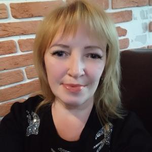 Девушки в Оренбурге: Люська, 40 - ищет парня из Оренбурга