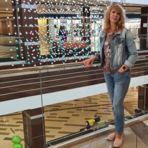 Девушки в Ставрополе: Ирина, 54 - ищет парня из Ставрополя