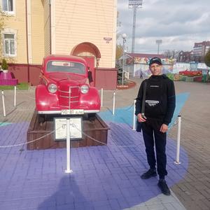 Парни в Томске: Максим, 35 - ищет девушку из Томска