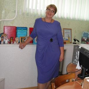 Девушки в Новосибирске: Вера Леванович, 63 - ищет парня из Новосибирска