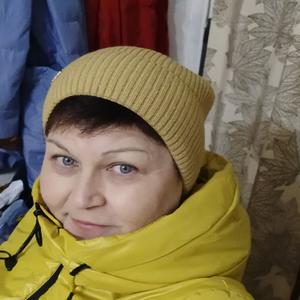 Девушки в Екатеринбурге: Надежда, 48 - ищет парня из Екатеринбурга