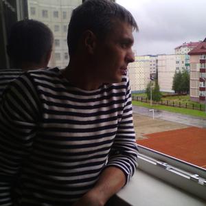 Парни в Нижневартовске: Анрей, 48 - ищет девушку из Нижневартовска