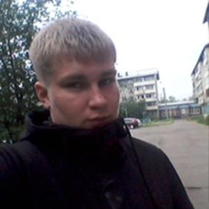 Парни в Шелехове: Иван, 23 - ищет девушку из Шелехова