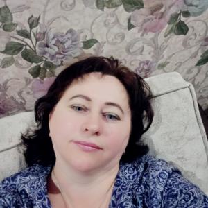 Девушки в Новокузнецке: Татьяна Юркова, 44 - ищет парня из Новокузнецка