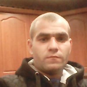Парни в Серпухове: Роман Кузнецов, 33 - ищет девушку из Серпухова