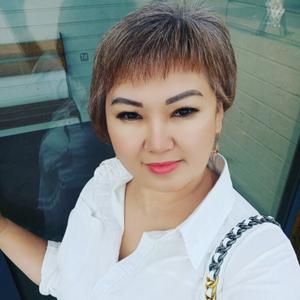 Девушки в Караганде (Казахстан): Gulia, 43 - ищет парня из Караганды (Казахстан)