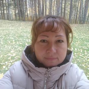 Девушки в Казани (Татарстан): Лариса, 43 - ищет парня из Казани (Татарстан)