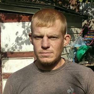 Парни в Саратове: Антон, 41 - ищет девушку из Саратова