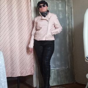Девушки в Киеве (Украина): Алевтина, 57 - ищет парня из Киева (Украина)