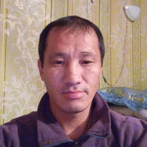 Парни в Улан-Удэ: Виталий, 42 - ищет девушку из Улан-Удэ