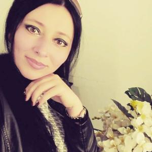 Девушки в Тбилиси: Kristi, 41 - ищет парня из Тбилиси