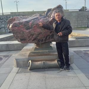 Виталий, 49 лет, Екатеринбург