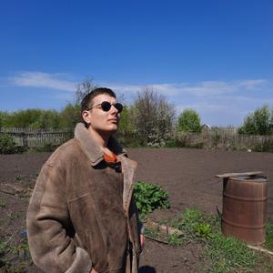 Парни в Ачинске: Алексей Коняхин, 28 - ищет девушку из Ачинска