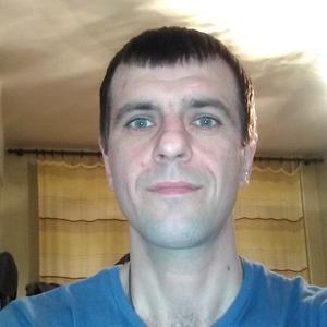 Юрий, 45 лет, Волгоград