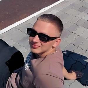 Богдан, 18 лет, Копейск