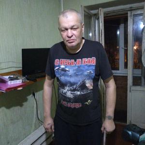 Парни в Череповце: Lexa, 51 - ищет девушку из Череповца