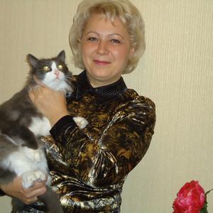 Лидия, 60 лет, Барнаул