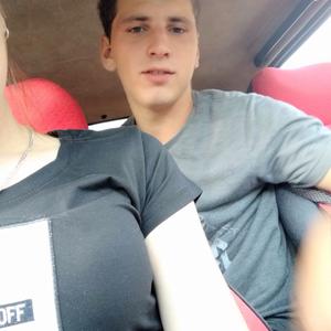 Парни в Буденновске: Сергей, 25 - ищет девушку из Буденновска