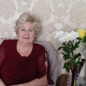 Девушки в Шелехове: Валентина, 70 - ищет парня из Шелехова