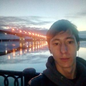 Рустам, 25 лет, Пермь