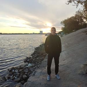 Парни в Вольске: Илья, 34 - ищет девушку из Вольска