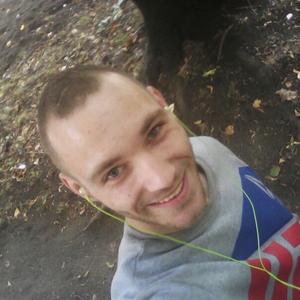 Парни в Твери: Сергей, 27 - ищет девушку из Твери