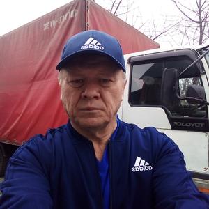 Олег, 57 лет, Волгоград