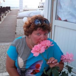 Девушки в Лесосибирске: Любовь, 56 - ищет парня из Лесосибирска